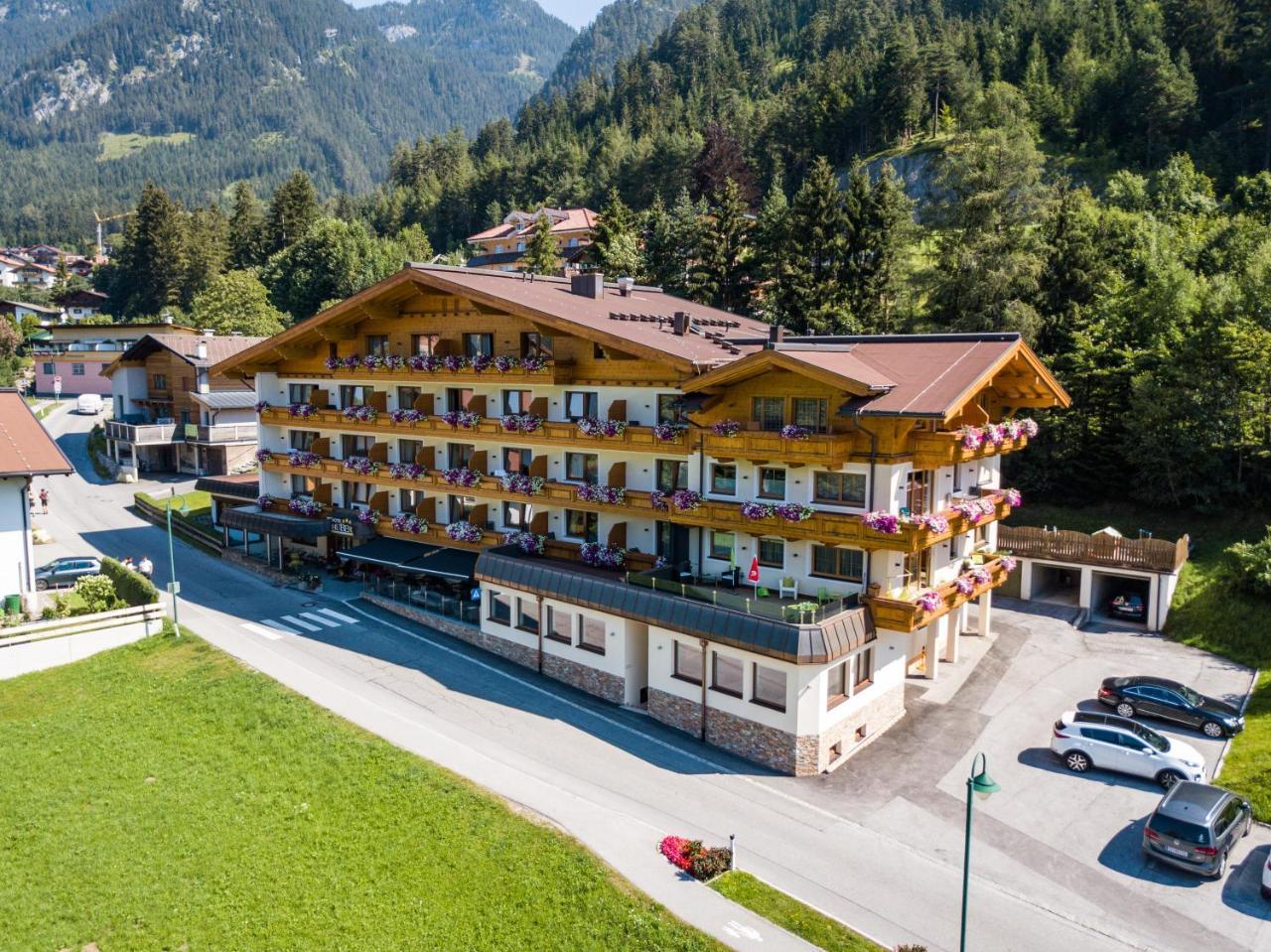 Hotel Huber Hochland Maurach (Achensee) Exterior foto