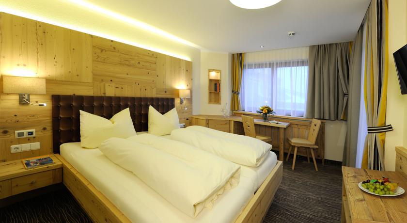 Hotel Huber Hochland Maurach (Achensee) Quarto foto